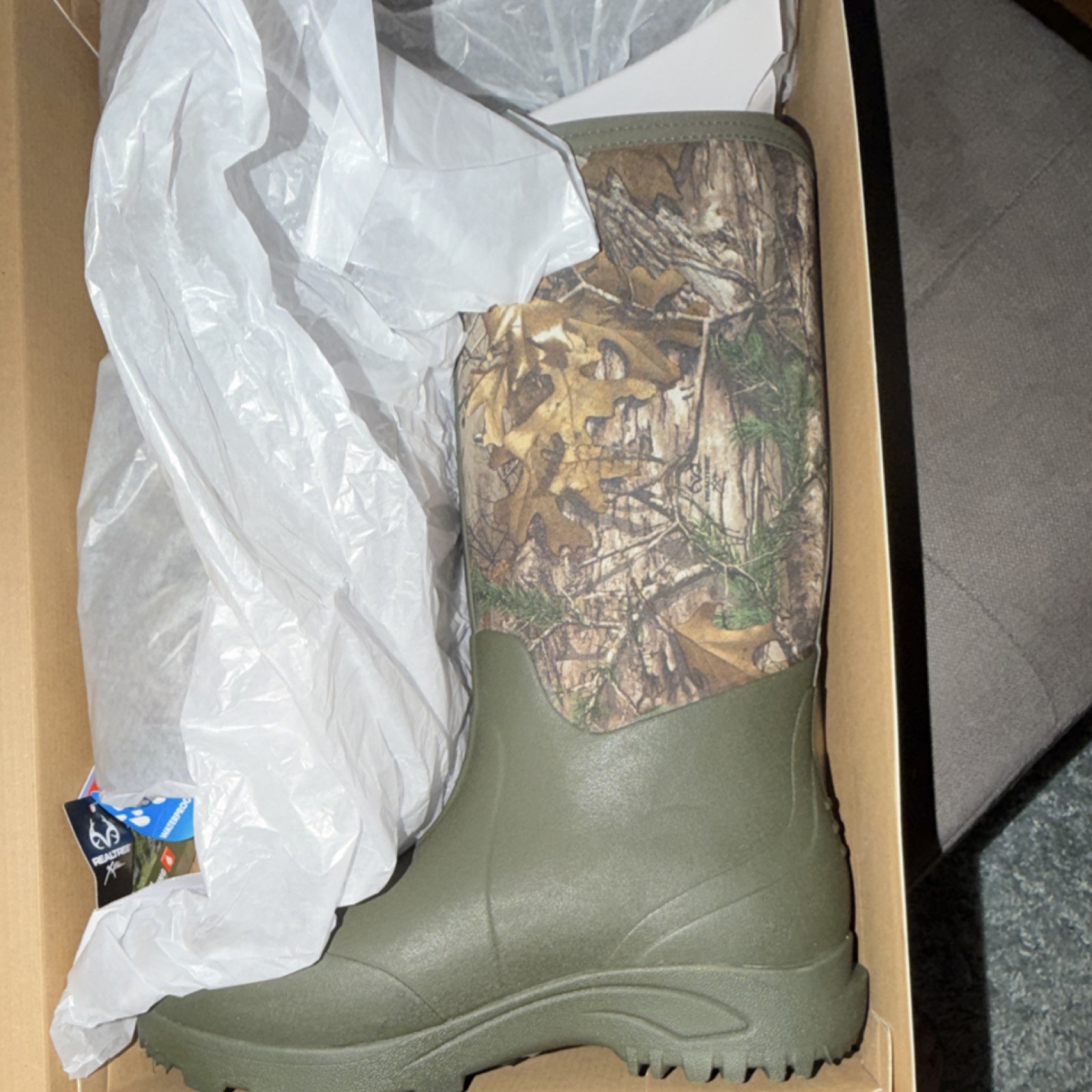 Ozark Trail Waterproof Camo Rubber Hunting Boots Men’s Size 8