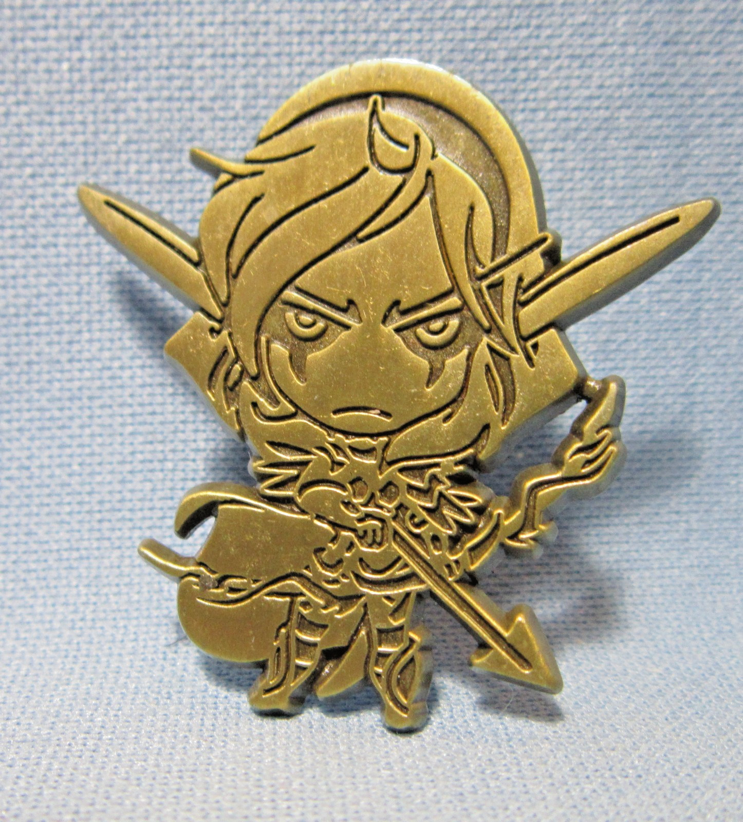 SYLVANAS Gold Pin  2015 Cute but Deadly World of WARCRAFT ~ Blizzard Collectible