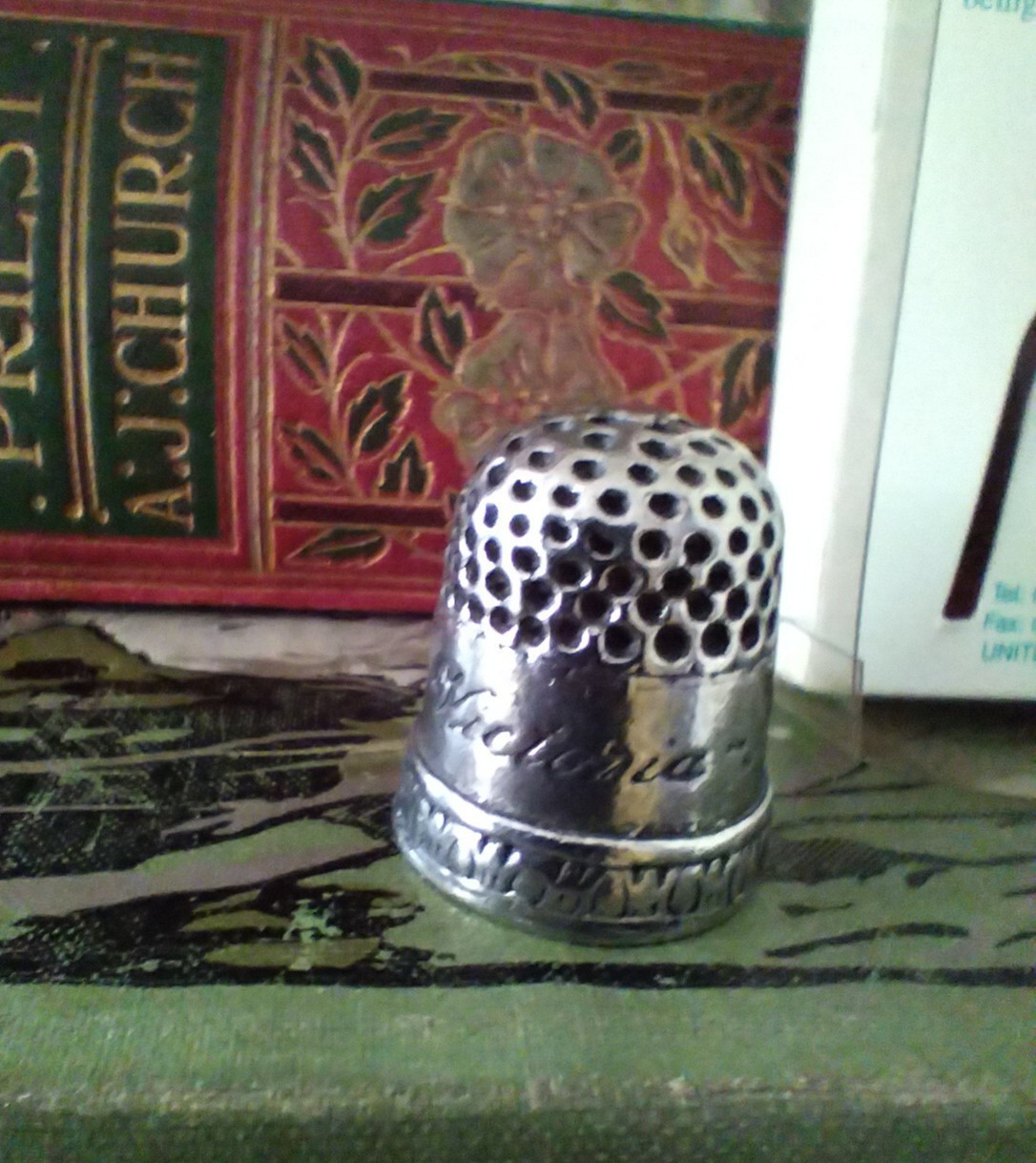 Pewter Thimble Victoria Albert Replica Westair 1840 Victorian Style Sewing Gift