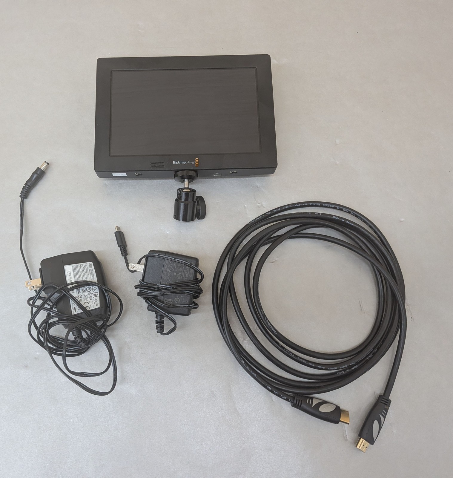 Blackmagic Design Video Assist 7" 3G SDI HDMI Recorder / Monitor