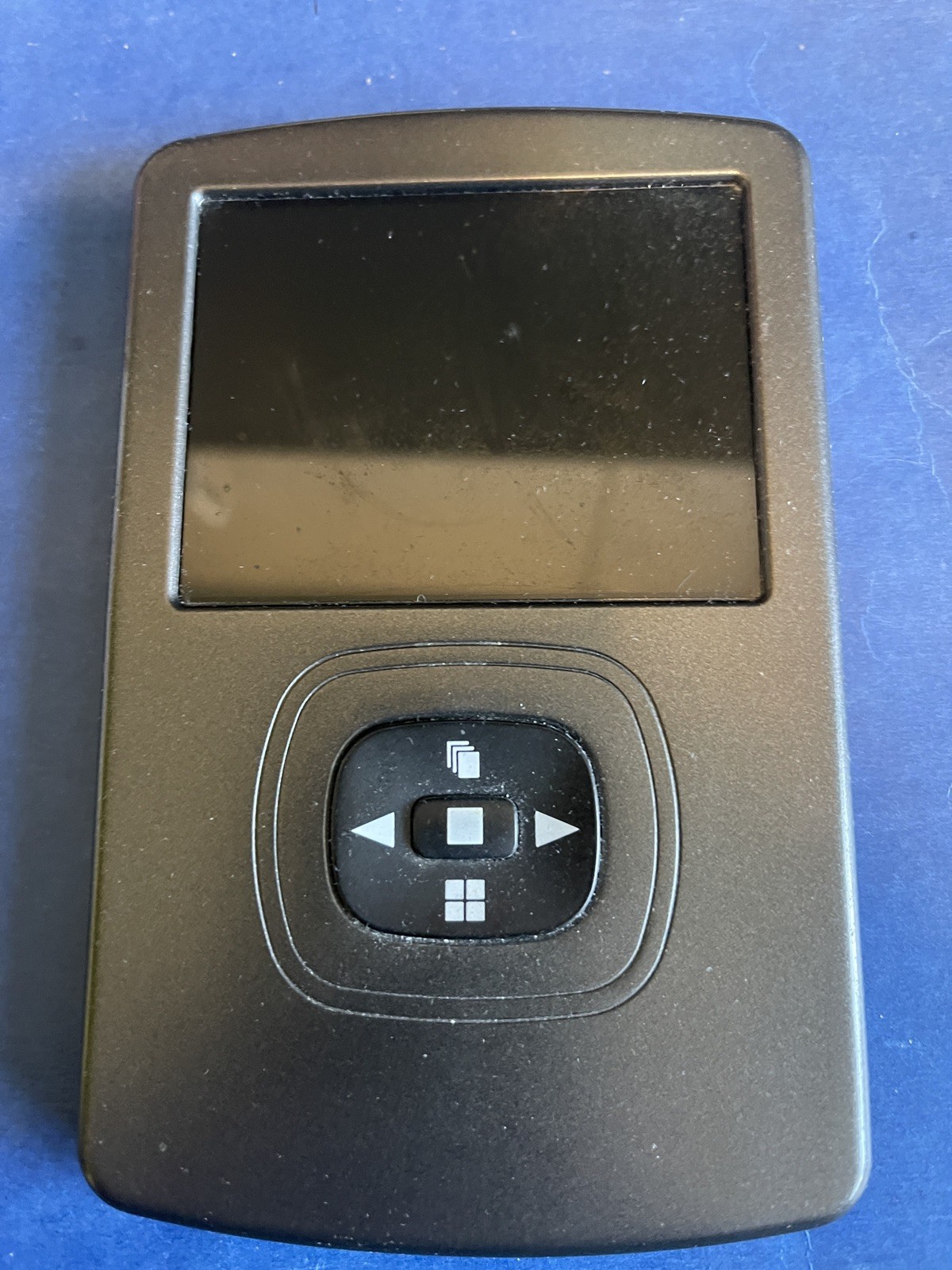 Burnes Digital Photo Album Handheld 3.5" Color LCD Screen Memories Family SD/MMC