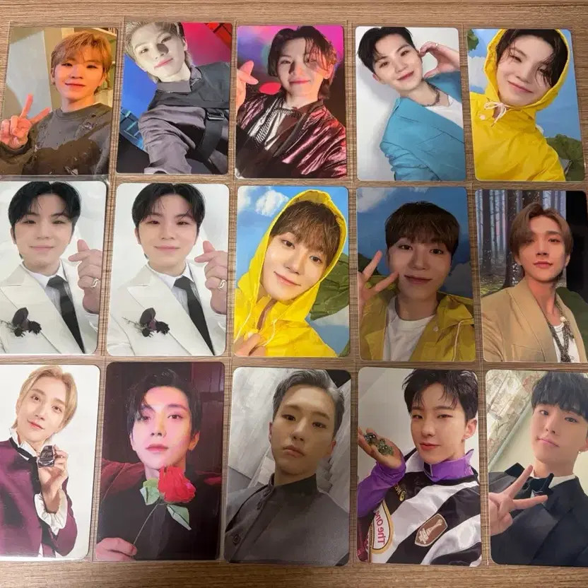 Seventeen Photocard Bundle Collectible K-pop Group Fan Merchandise