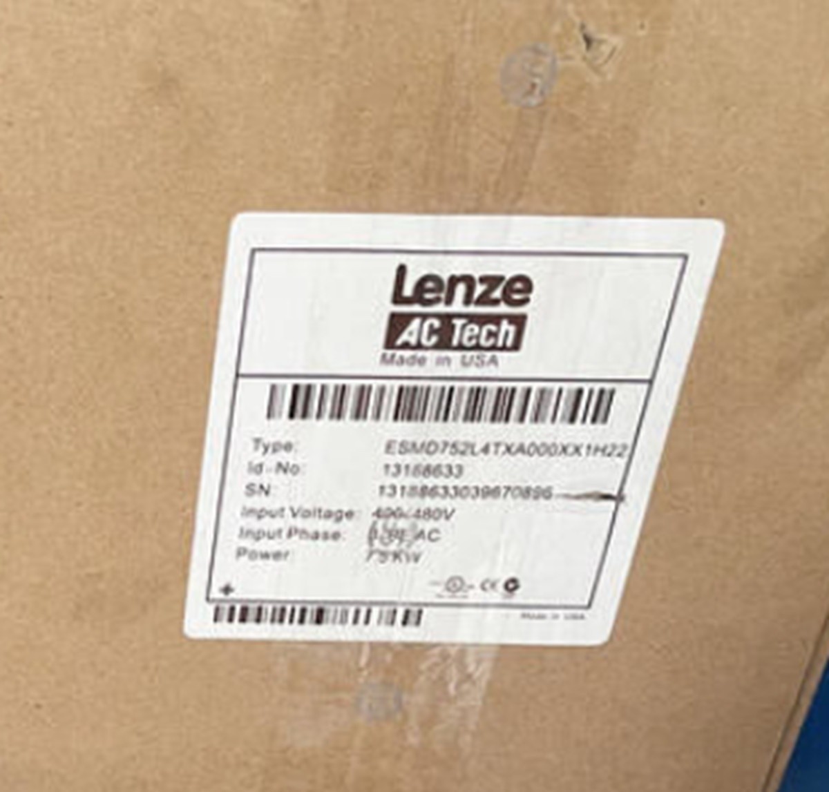 NEW GENUINE LENZE ESMD752L4TXA INVERTER ESMD752L4TXA *rr