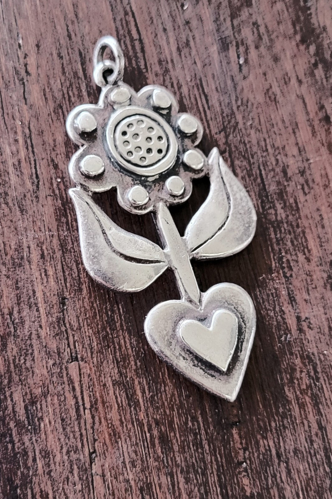 Retired James Avery ORIGINAL RELEASE LARGE Melissa Flower Heart Pendant