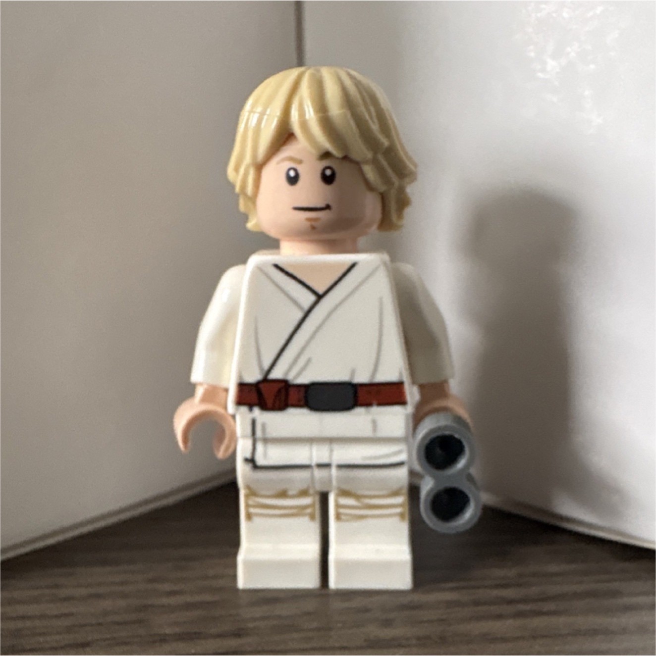 LEGO Star Wars Luke Skywalker Minifigure Blonde Hair White Outfit 1 Piece