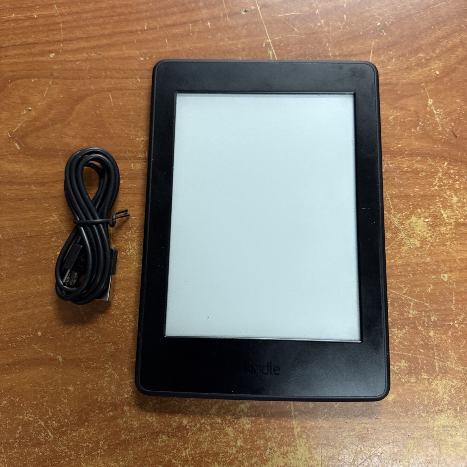 Amazon Kindle Paperwhite 7th Generation 4GB Wi-Fi 6in Black USED