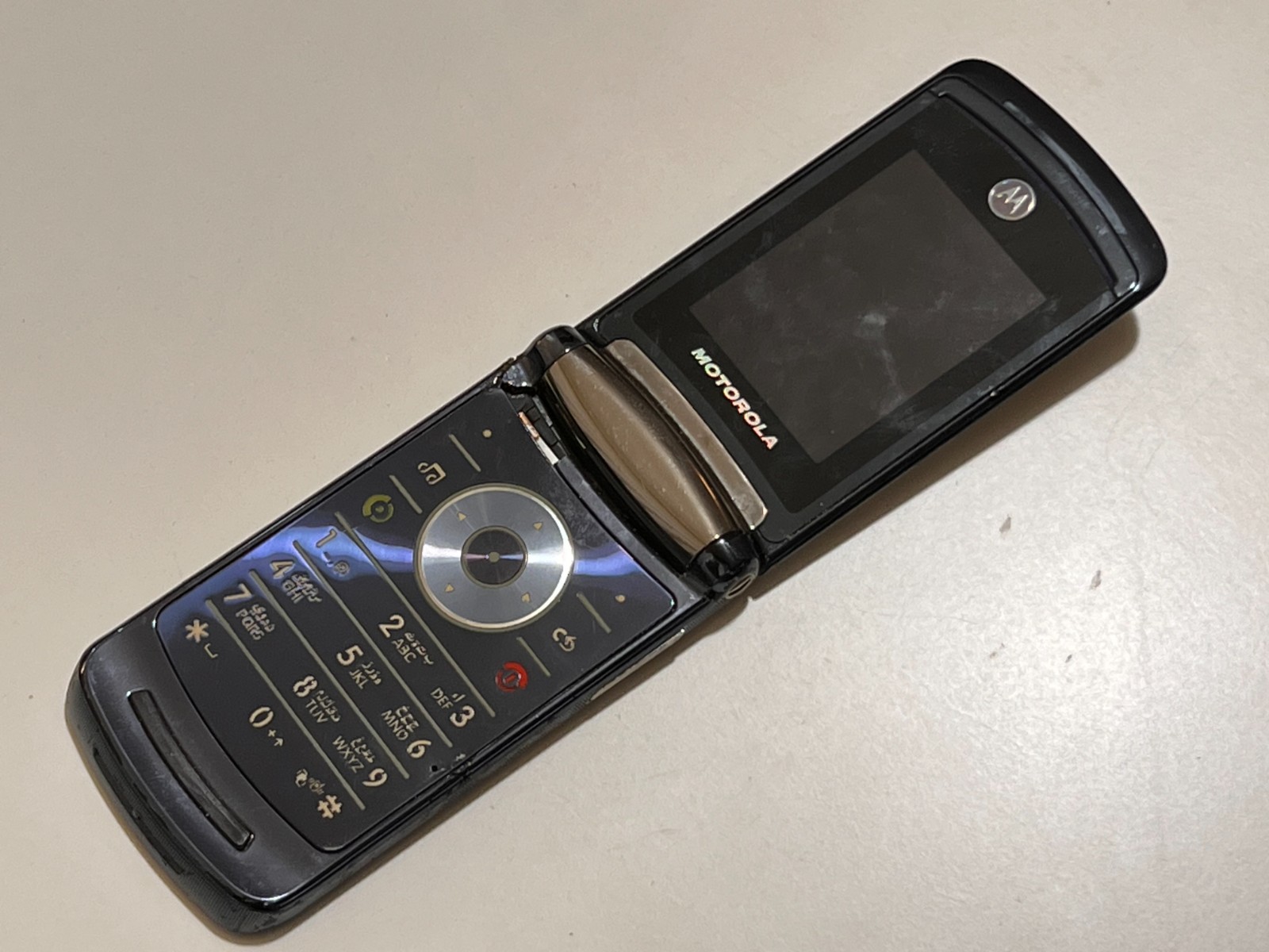 Motorola RAZR2 V8 Blue Color - vintage cell phones