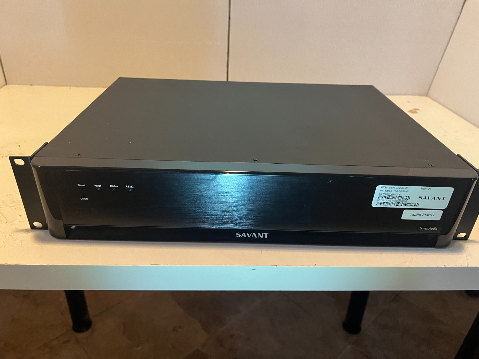 Savant SmartAudio SSA-3220D-00 Digital Audio Matrix Switch