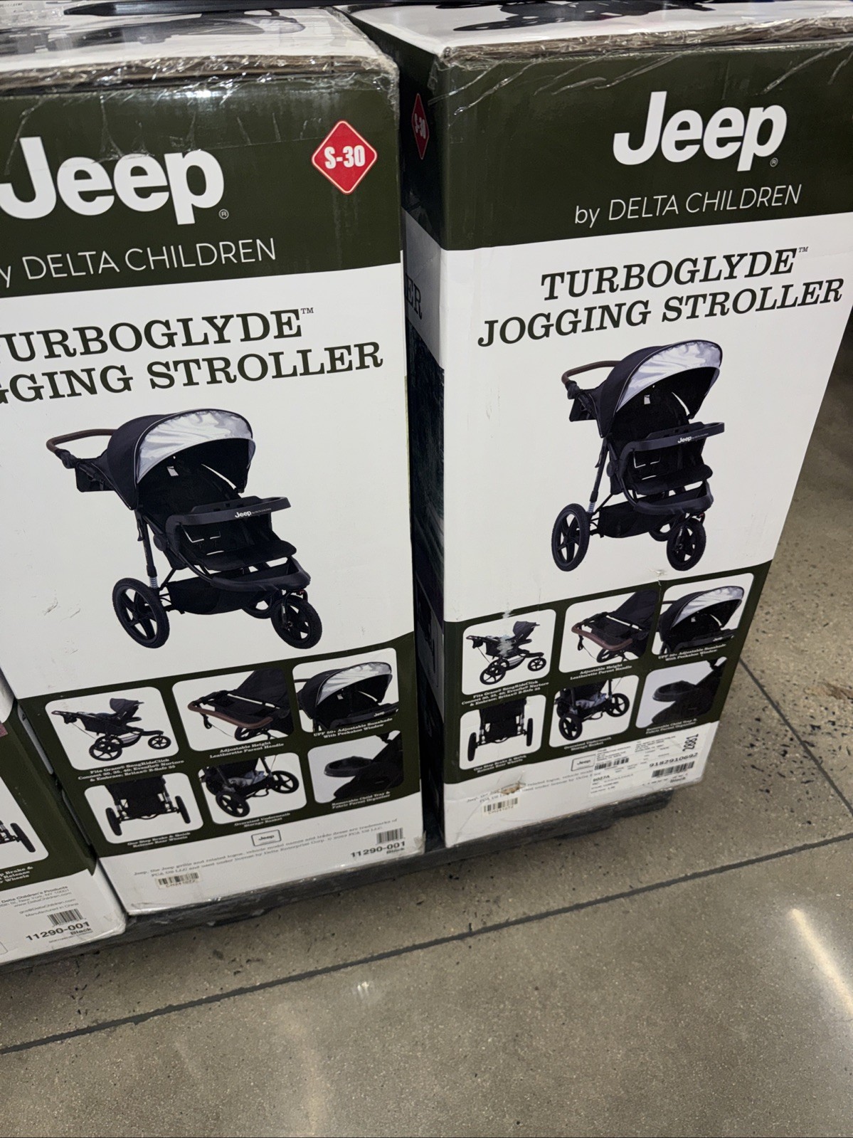 🚙 Jeep TurboGlyde Jogging Stroller by Delta Children – Black