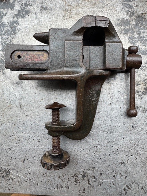 Vintage Small LUTHER No. 92 Jeweler Clamp On Bench Anvil Vise