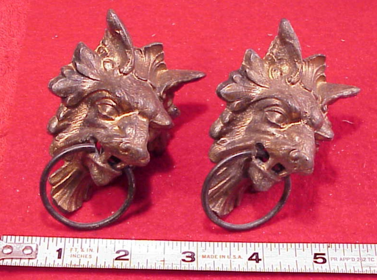 ANTIQUE MANTLE SHELF CLOCK LION ORNAMENTS / SIDE TRIM BOX CHEST DRAWER PULL