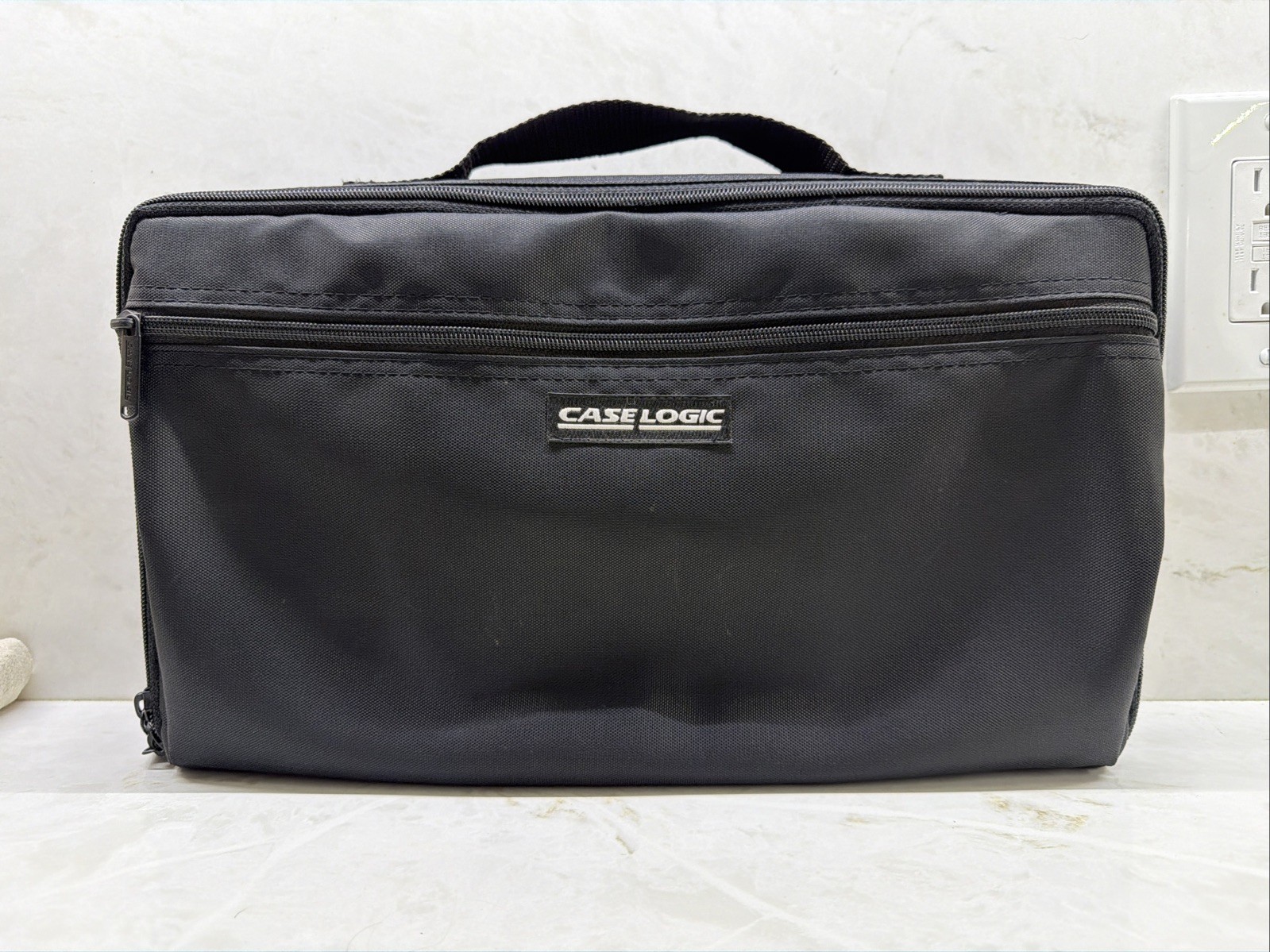 Case Logic 30 Cassette Tape Carrying Case Padded Storage