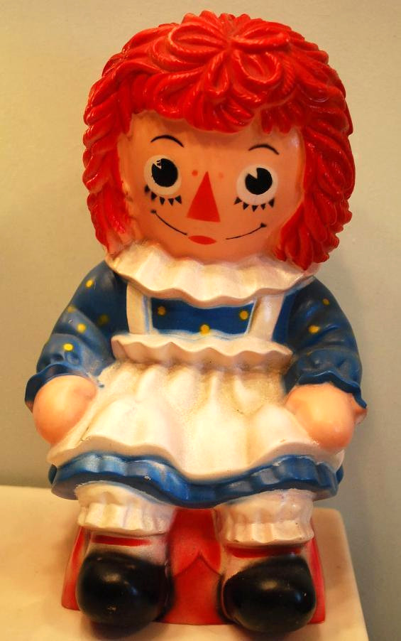 Vintage 1972 RAGGEDY ANN Plastic Piggy Bank BOBBS MERRILL MY TOY CO. Large 10.5"