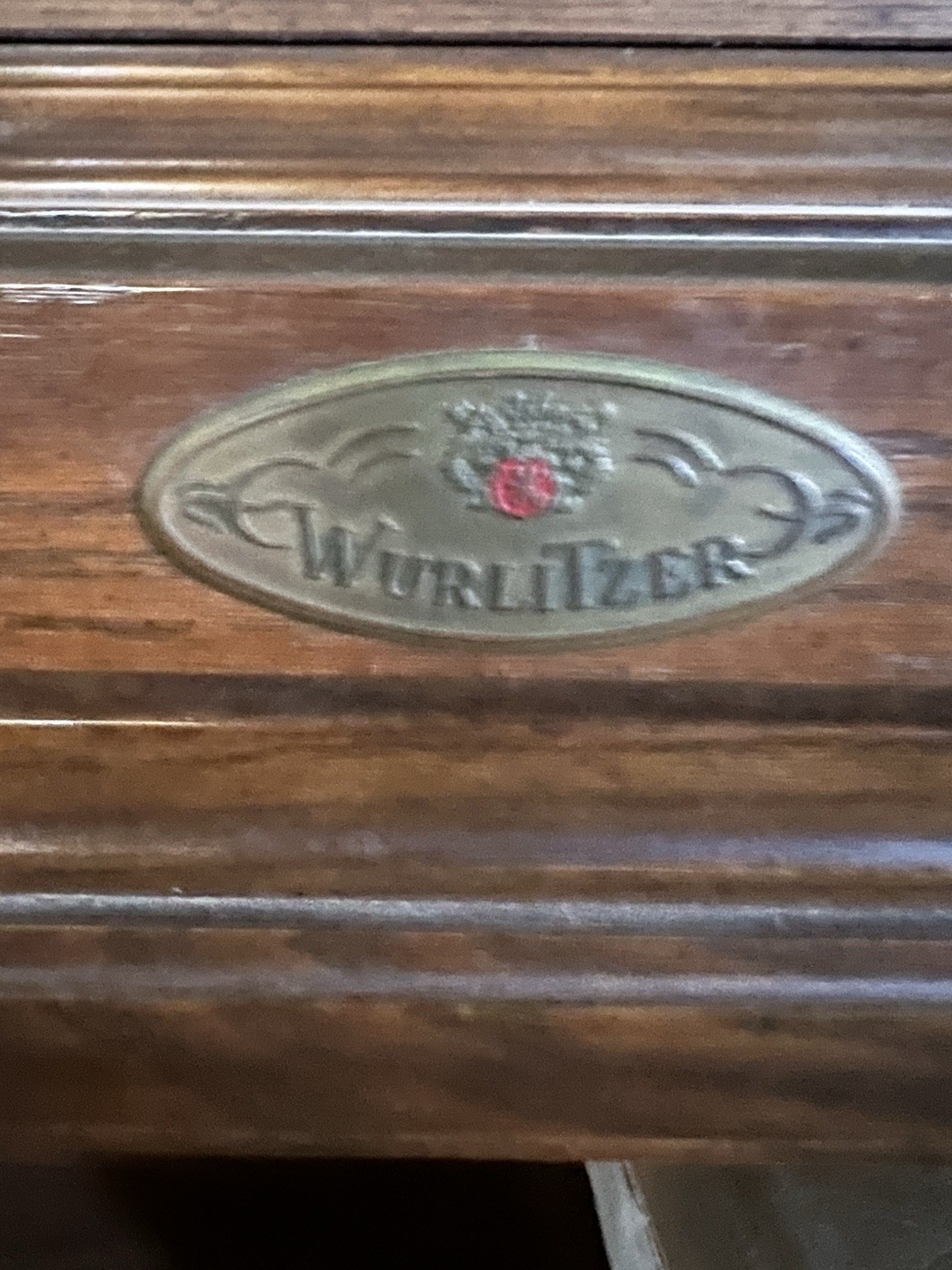 Wurlitzer Spinet Upright Piano 88 Keys Walnut Wood Finish