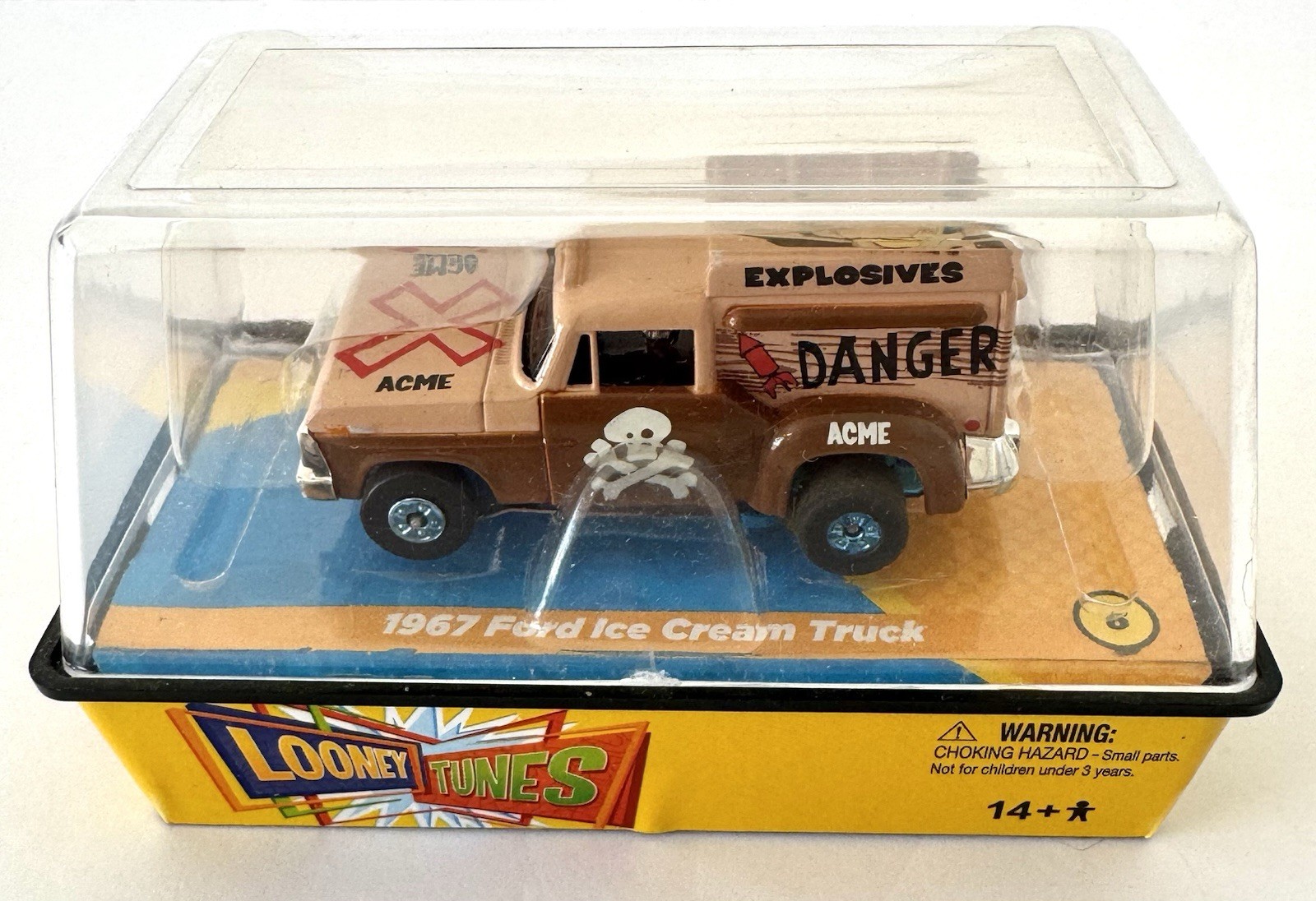 Auto World Looney Tunes 1967 Ford Ice Cream Truck ThunderJet Ultra‑G HO Scale