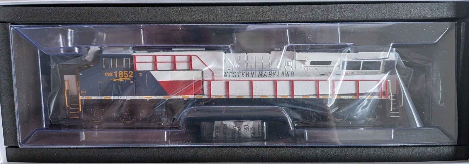 Broadway Limited HO 9443 GE ES44AC, CSX 1852, WM Heritage Paint, Paragon4 Sound