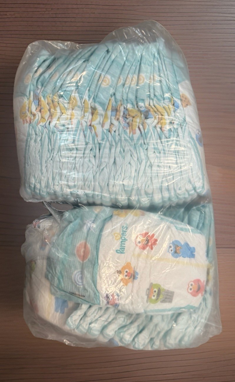 Pampers Lot Loose Baby Dry Size 3 Diapers With Sesame Street Characters 30+