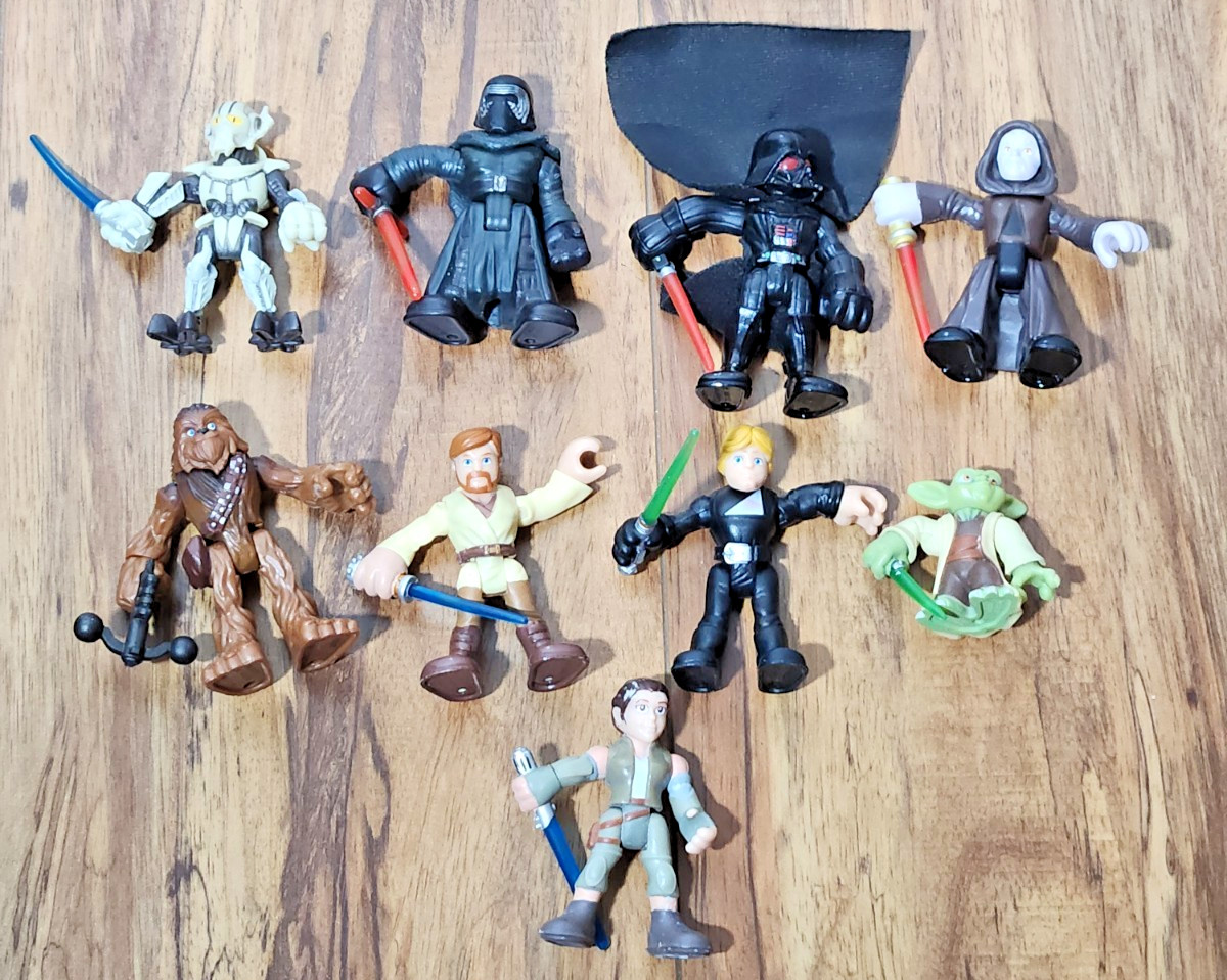 Lot Of 9 Fisher Price Imaginext Star Wars Toy Figures (Rey, Luke, Yoda, & More)