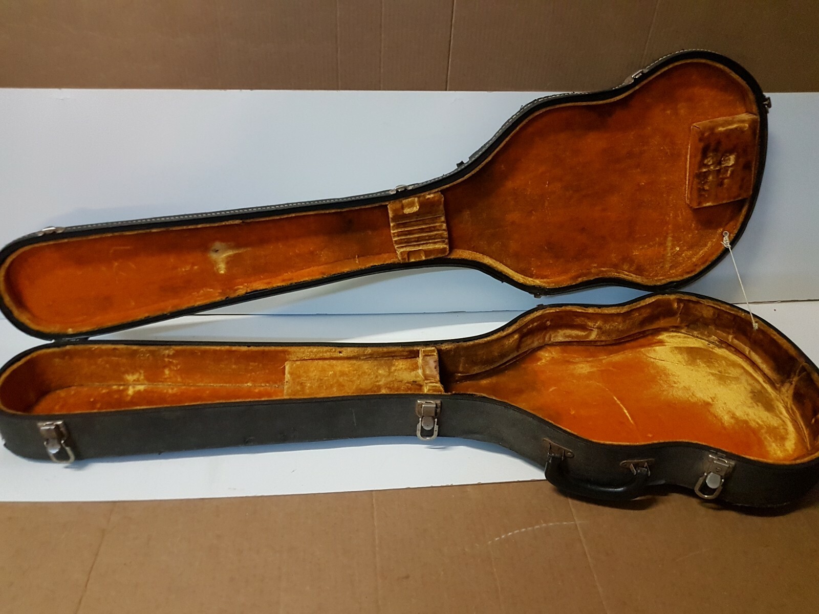 1971 GIBSON EB 3 SLOTTED HEADSTOCK BASS CASE - made in USA