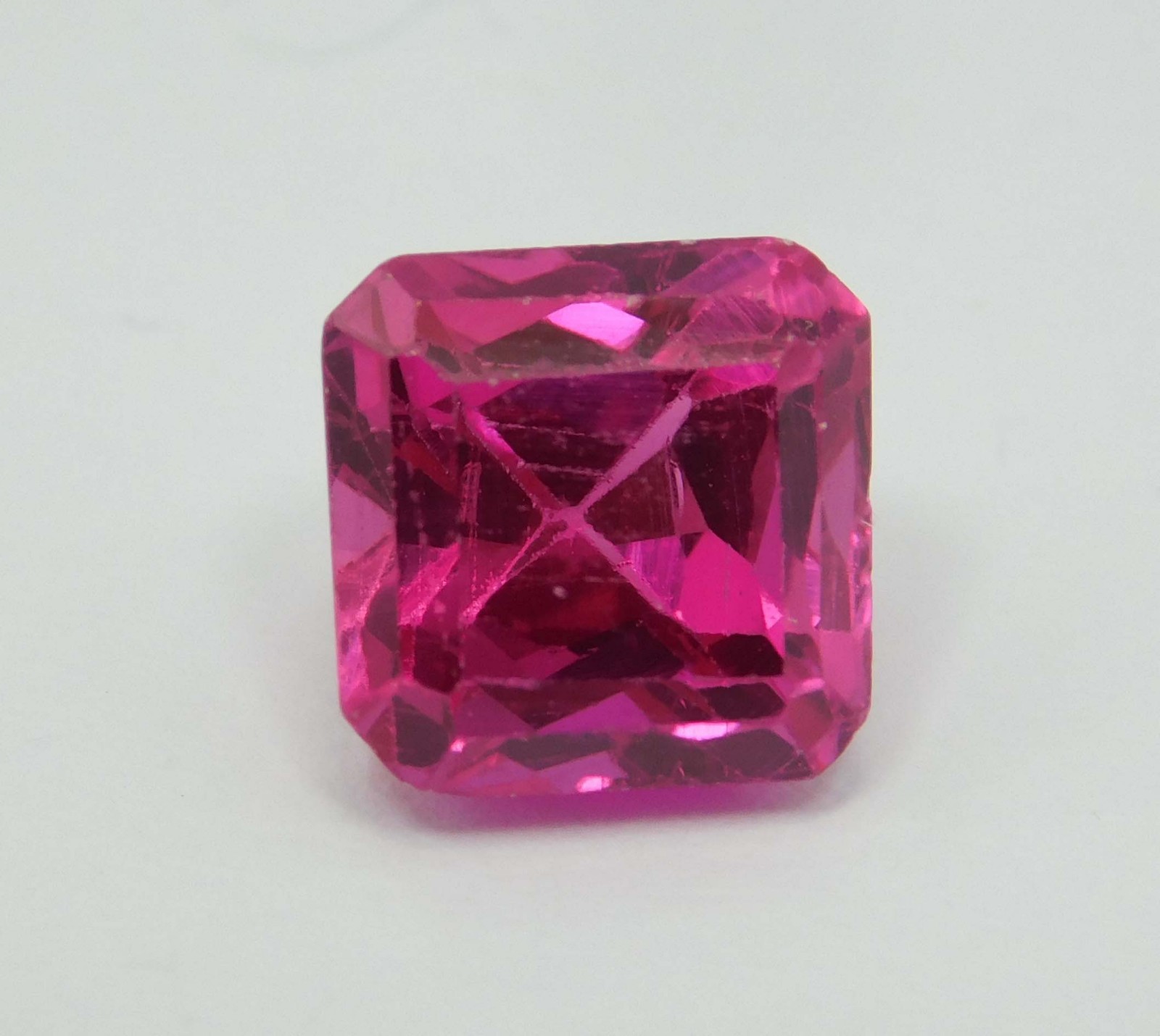 Natural Pink Sapphire 4.80 Ct Radiant Cut Sri-Lanka Loose gemstone A-972