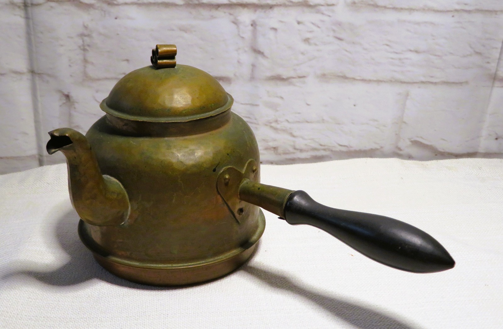 Vintage FARMHOUSE Hand Hammered Copper Kettle Turned Wood Handle SWEDEN