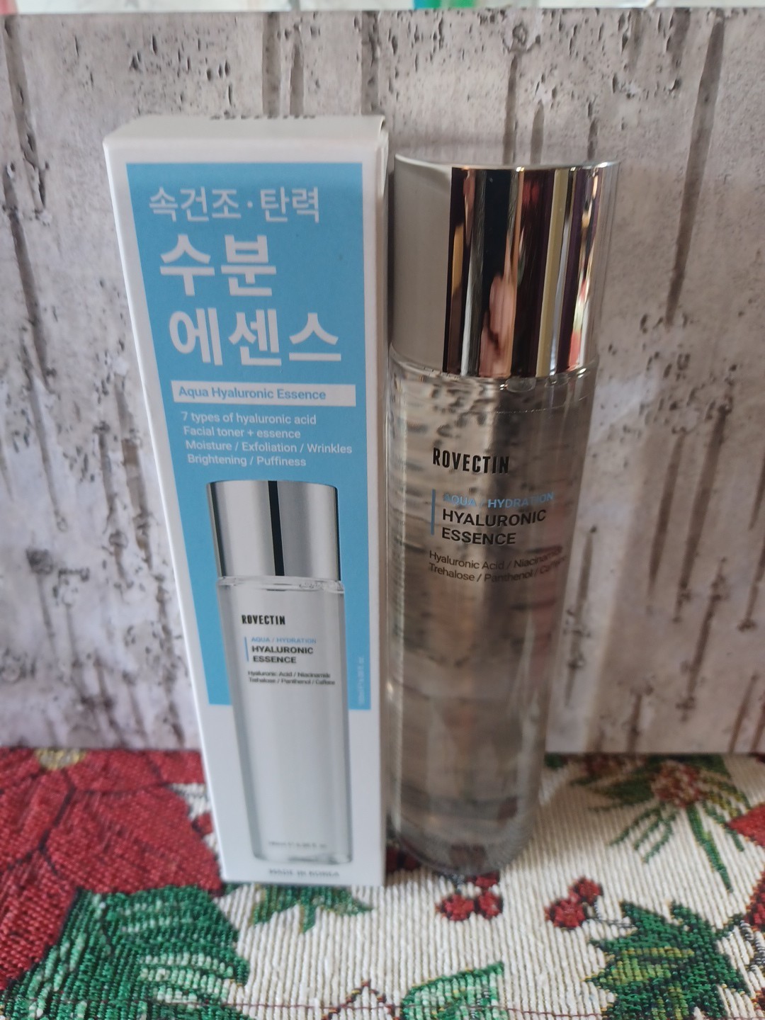 2 ROVECTIN Aqua Hyaluronic Essence Toner 7 Layer Hydration Niacinamide 6.08 oz 