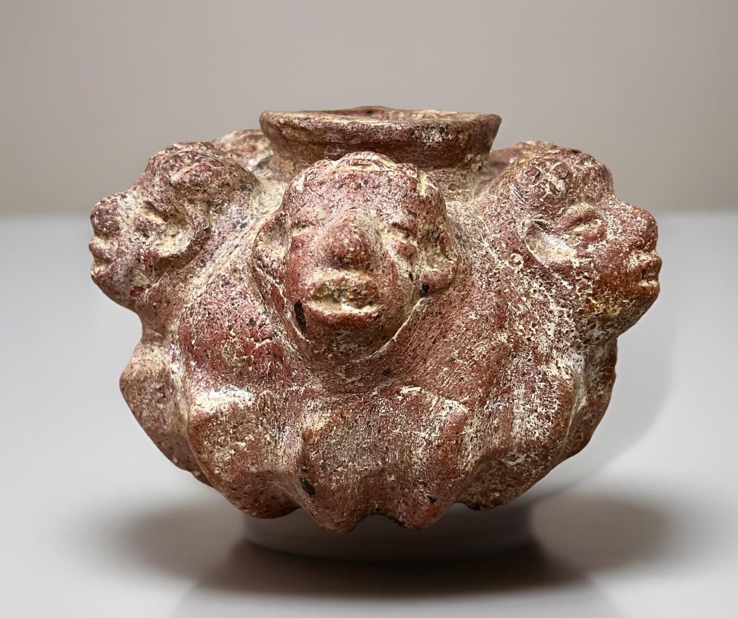 Pre-Columbian Antique Hand Crafted Perpetual Face Clay Pot Vase Very Rare