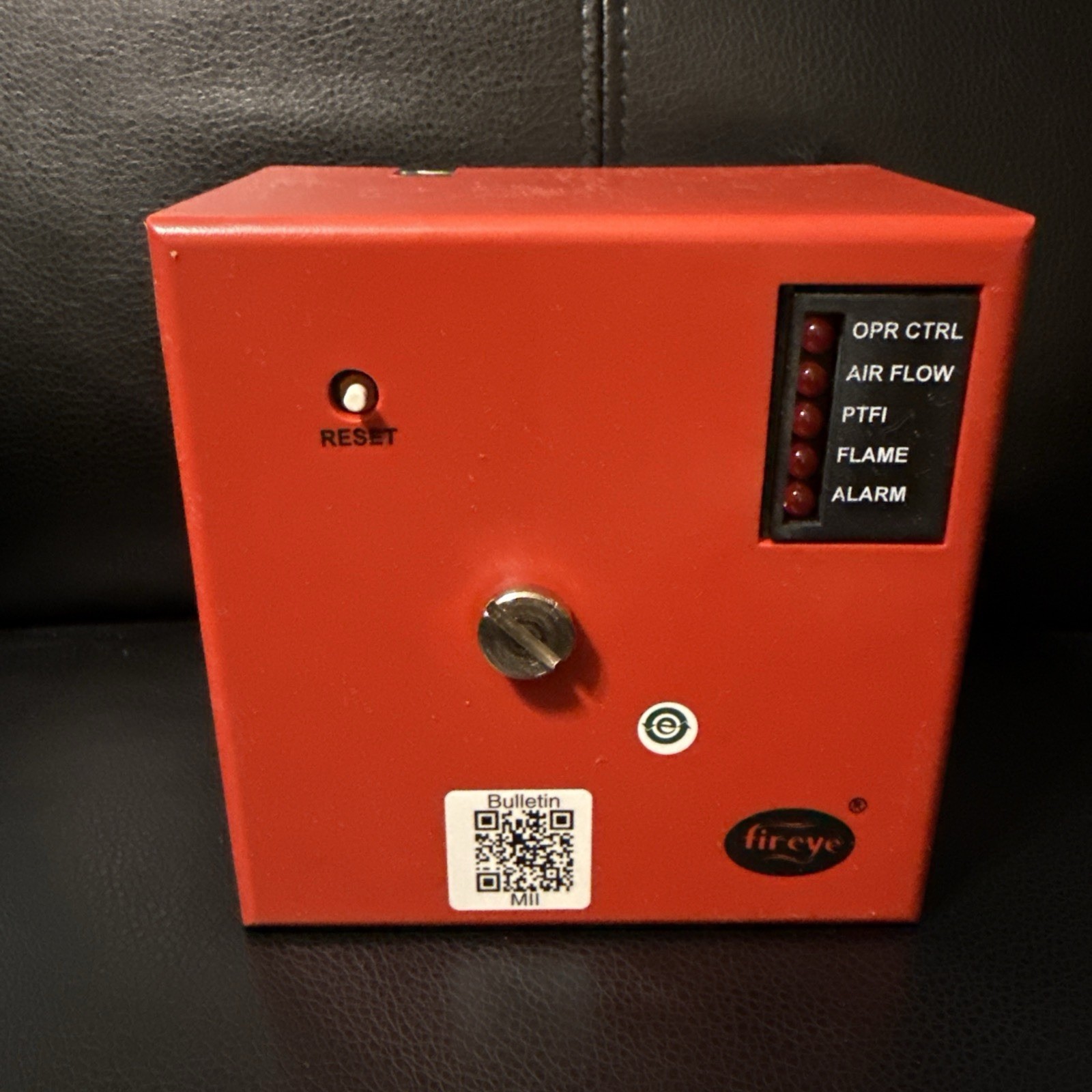 FIREYE MC120R CHASSIS 120V REMOTE RESET