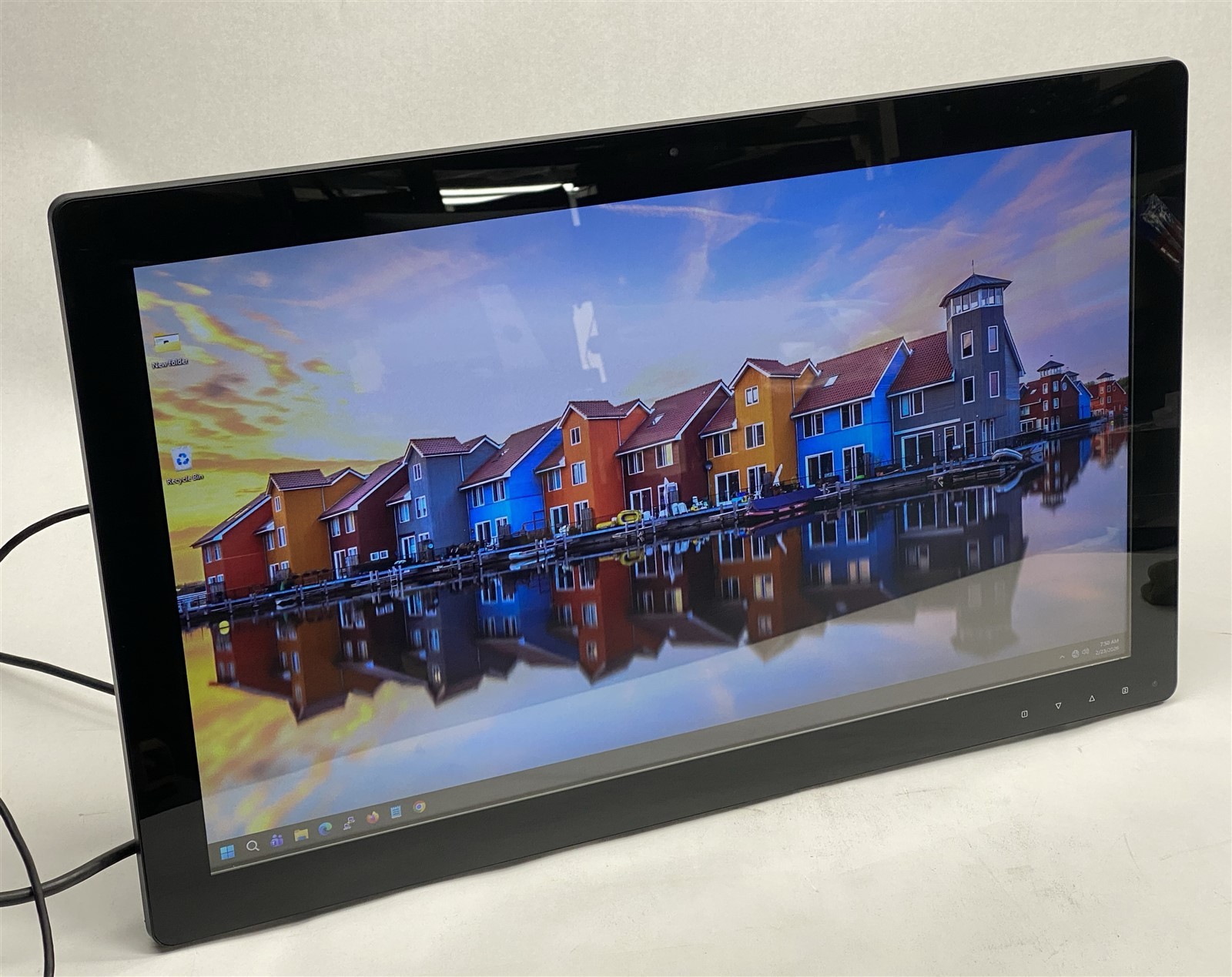 Planar PCT2785 27" FHD Touchscreen Monitor Webcam Microphone USB 3.0