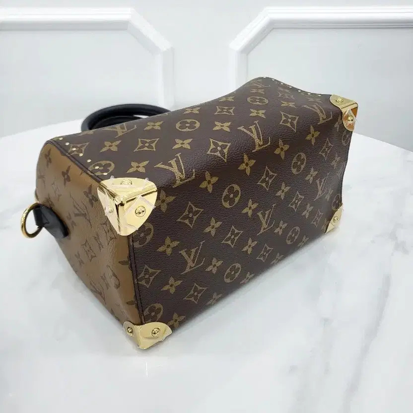 Louis Vuitton Speedy Trunk 25 M26181 Pre-owned Authentic