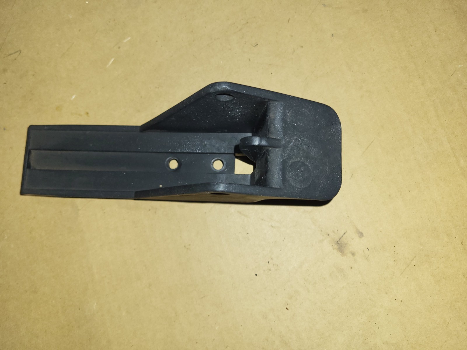 Veeder-Root/Gilbarco T18400-10 Advantage Nozzle Cradle For NON-Vapor