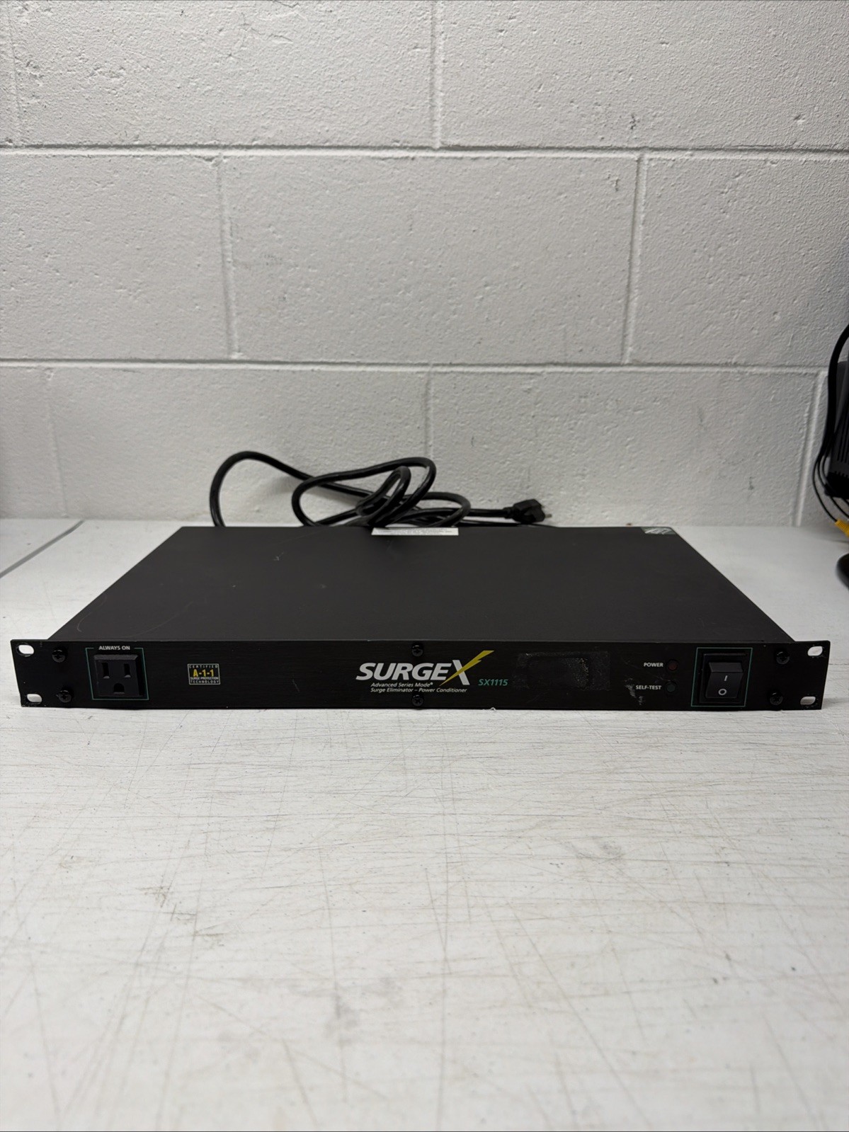 SurgeX SX-1115-RT 120 V 15A Rack Mount Surge Eliminator - Black