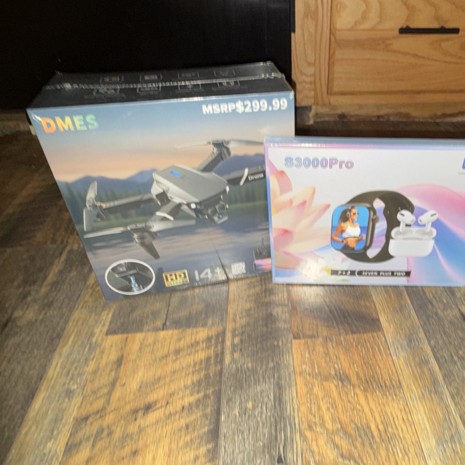 BUNDLE***Ready to Fly Drone and smart watch