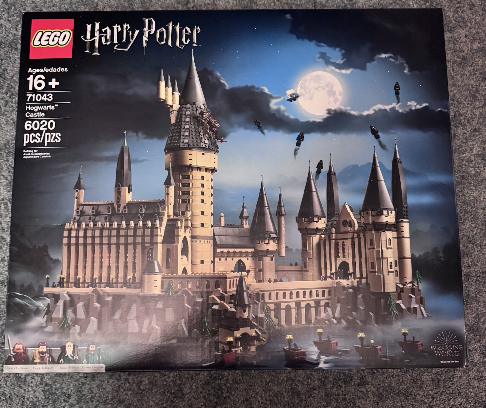 LEGO Harry Potter Hogwarts Castle 71043 Complete Set 6020 Pieces