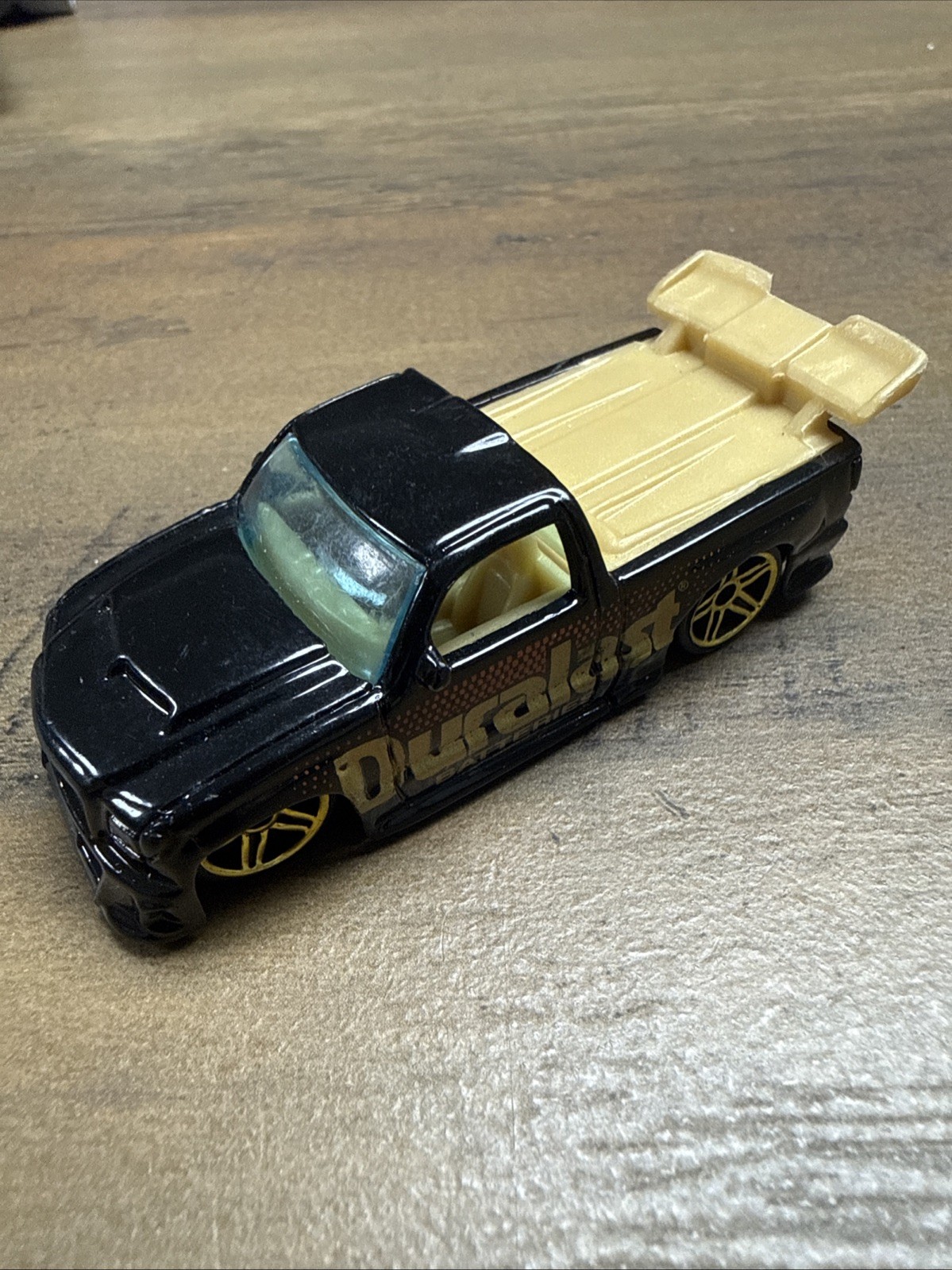 2000 Hot Wheels - Super Tuned 1:64 Truck. Duralast Black Loose