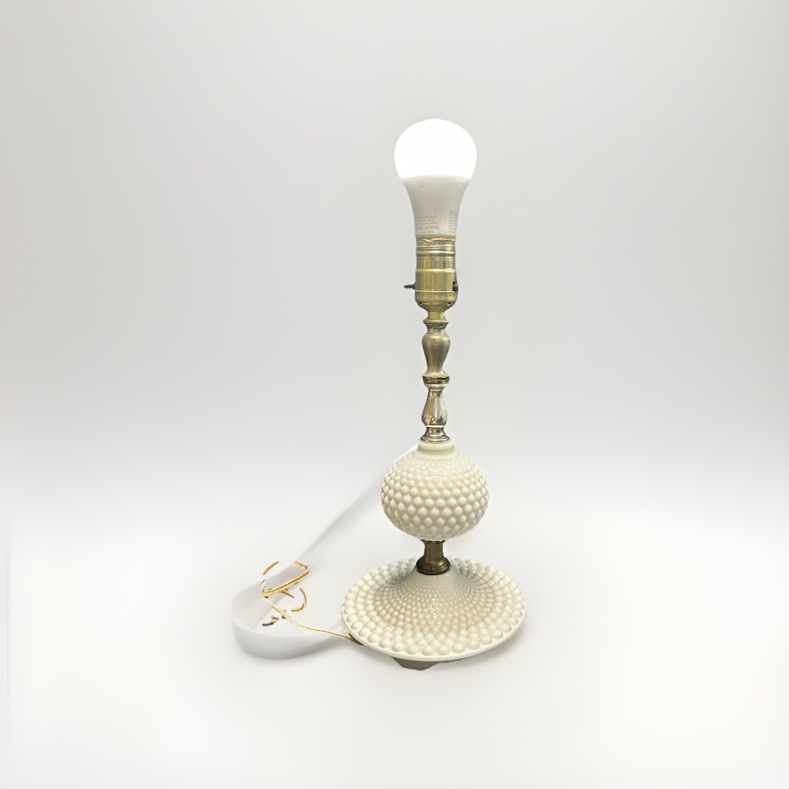 MCM Milk Glass Hobnail Boudoir Lamp 12.5” Tall Shabby chic Country Farmhouse