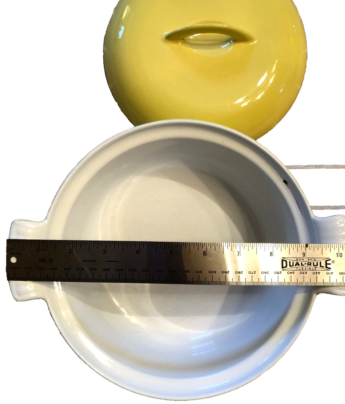 Descoware Yellow DUTCH OVEN Enamel Cast Iron Casserole 2QT w/ lid Belgium 