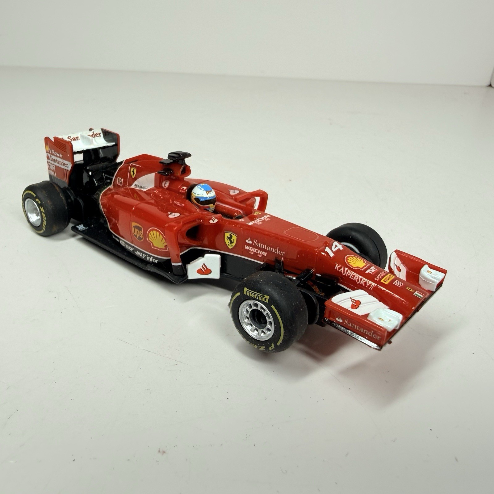 CARRERA GO 1/43 Ferrari F14 T Alfonso #14 Formula One Slot Car