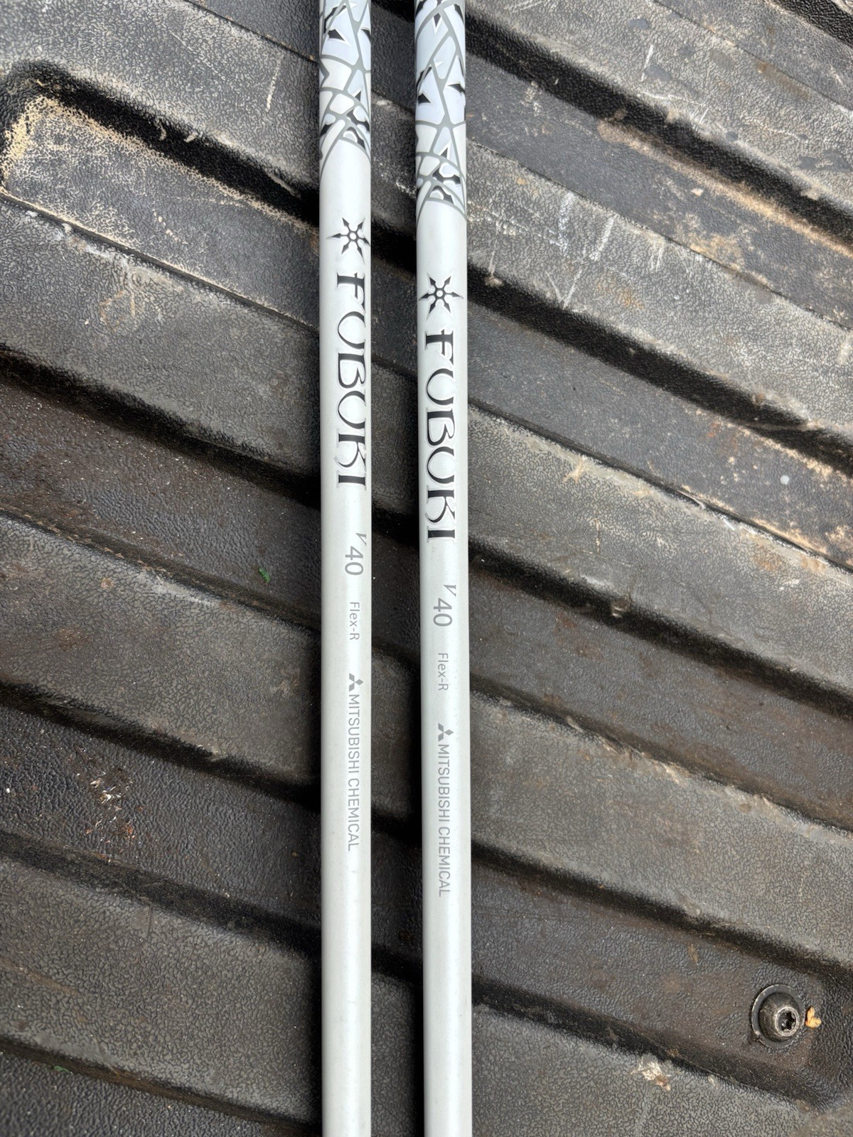 Mitsubishi Fubuki V Series 40 Flex Shaft Lot Of 2