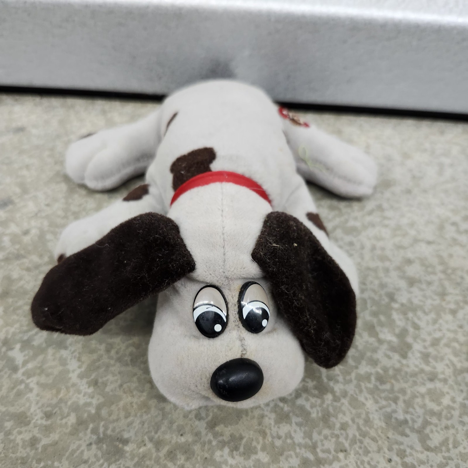 Vintage 1986 Tonka Plush Pound Puppies Gray Black Dog Stuffed Animal 7 inch