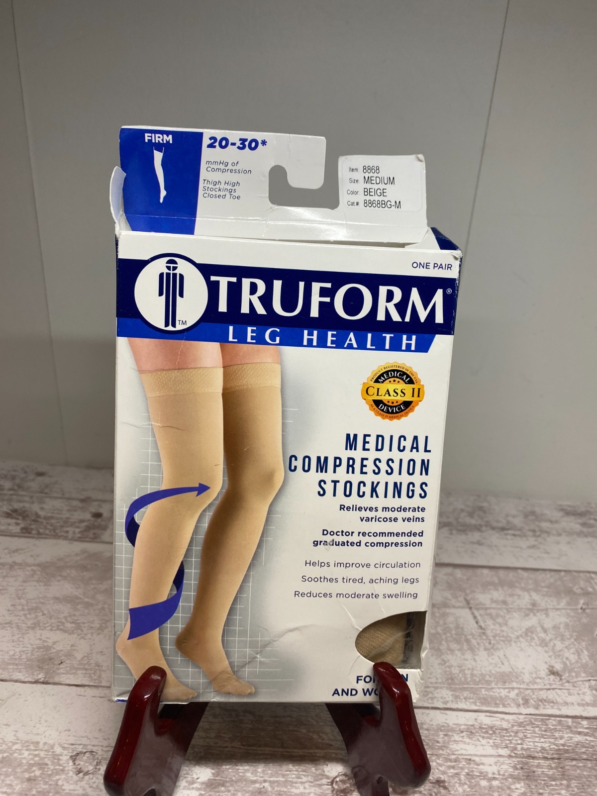 Truform Leg Health Medical Compression Stockings 20-30 mmHg Closed Toe Med Beige