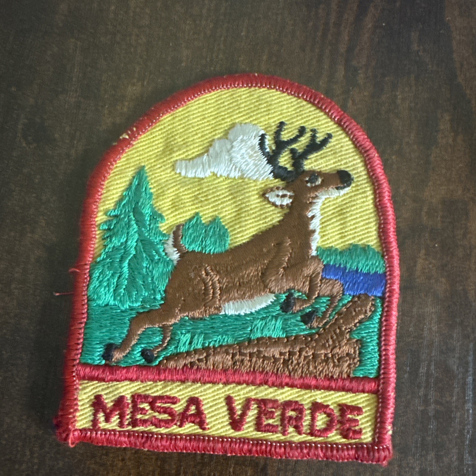 Vintage BUCK DEER WILD LIFE MESA VERDE Colorado Embroidered Patch