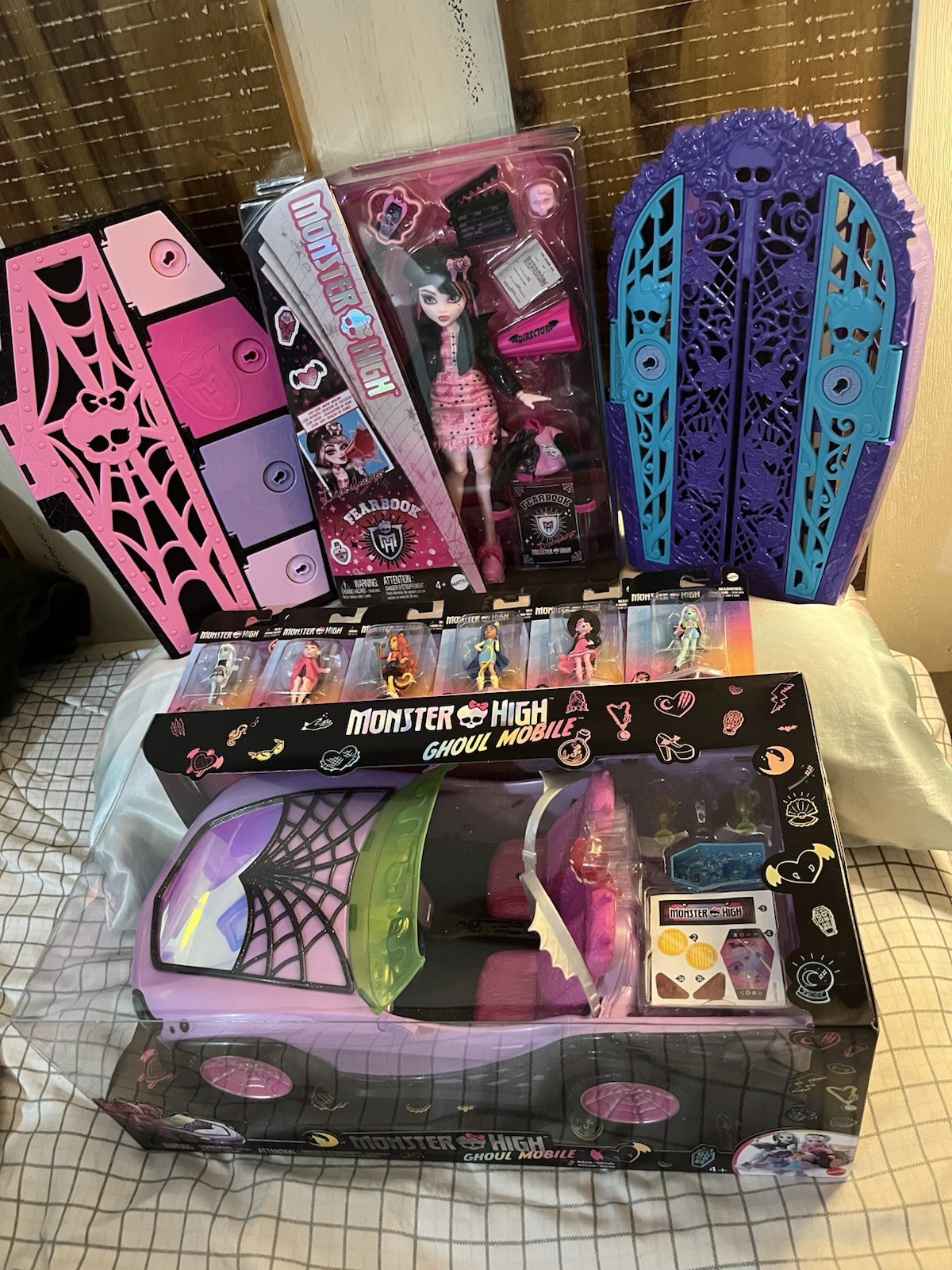 Monster high lot New In Boxes Ghoul Mobile Draculaura Fearbook 6 Mattel Figures