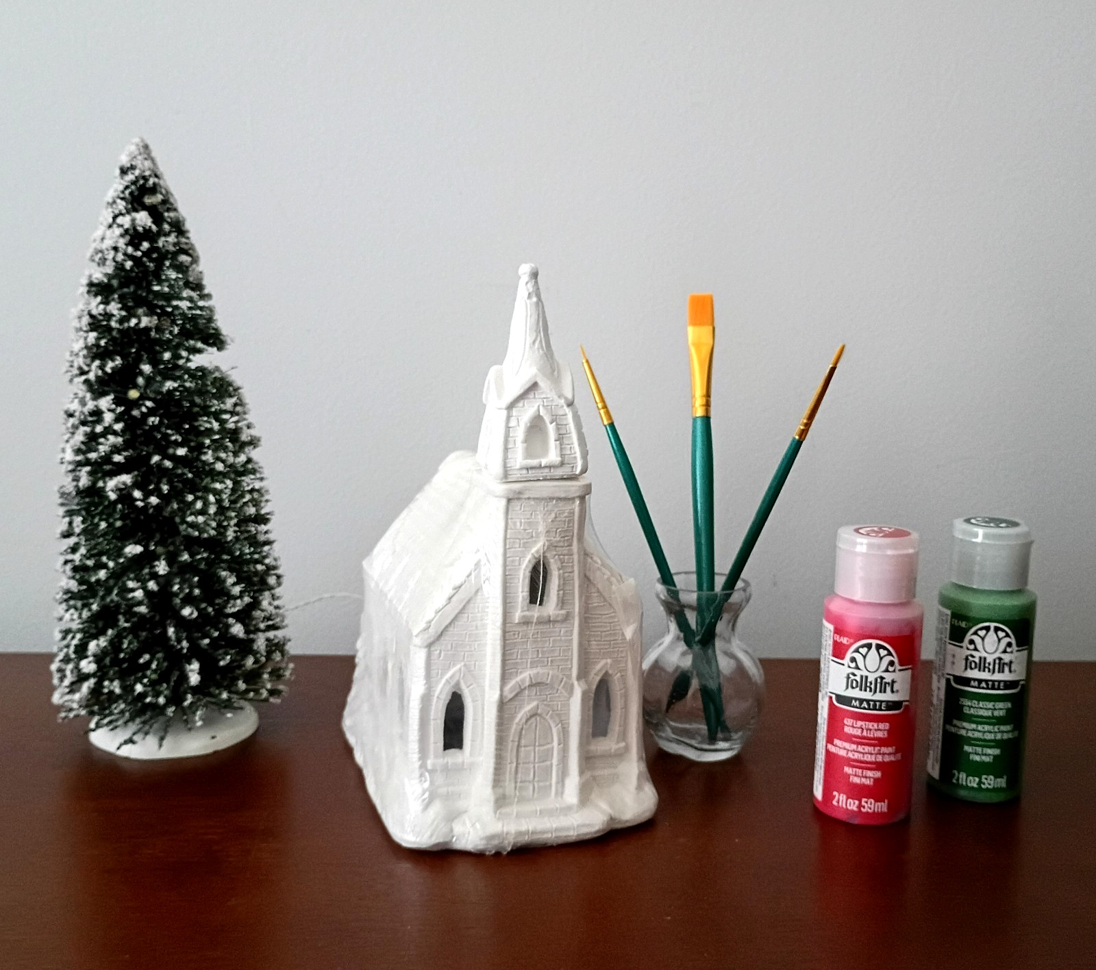 California Creations BRICK CHURCH SE166 Ready To Paint Christmas Village NEW