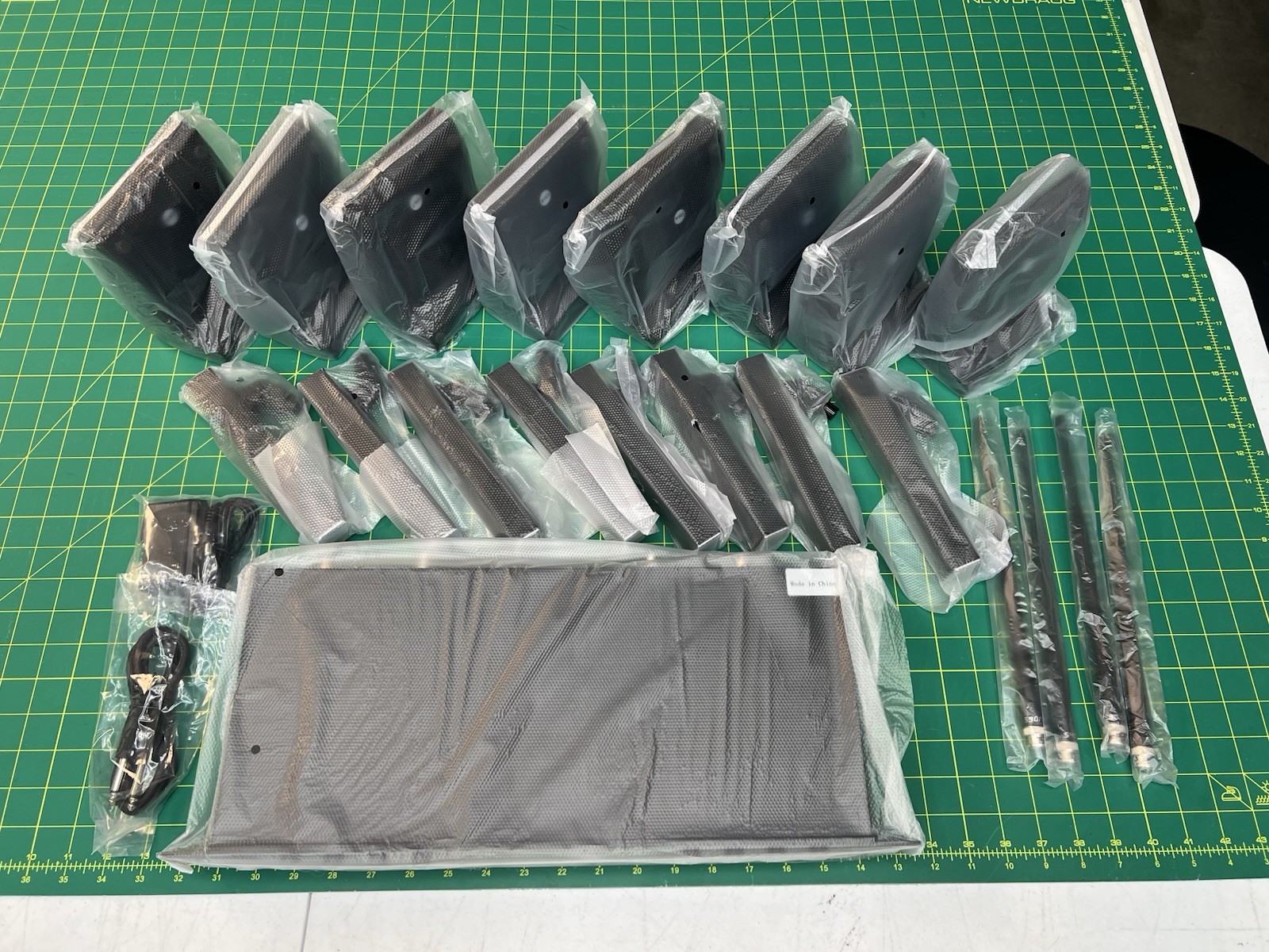 XTUGA YT8 8 Channel UHF Wireless Conference Microphone System w/ 8 Mics