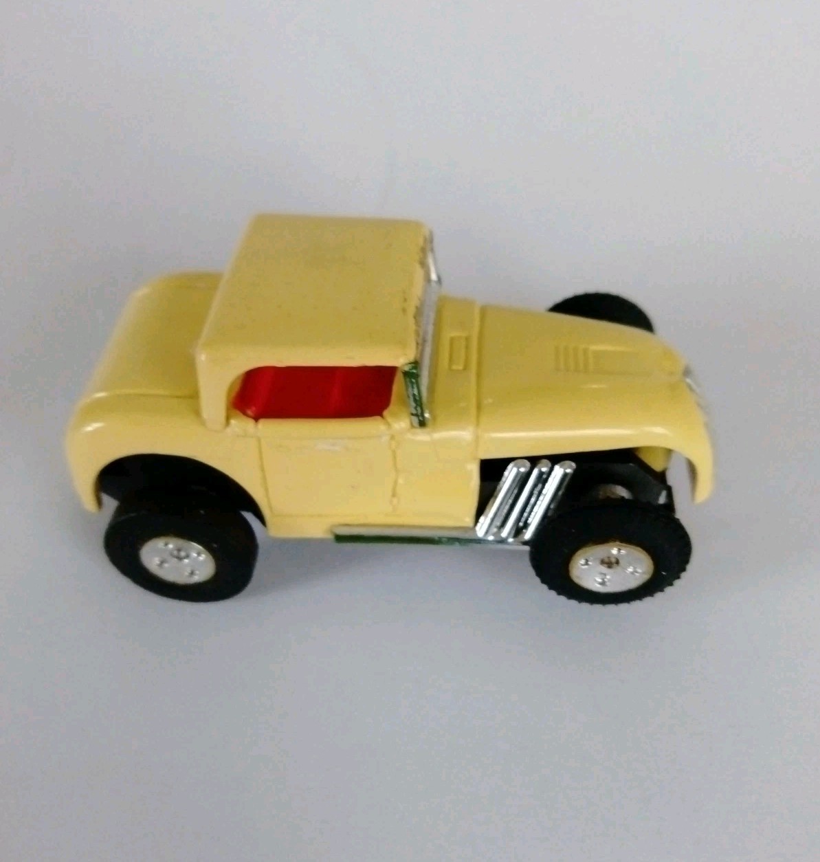 AURORA TJET #1366 HOT ROD COUPE, YELLOW, VERY CLEAN. NICE CHROME. RUNS. 