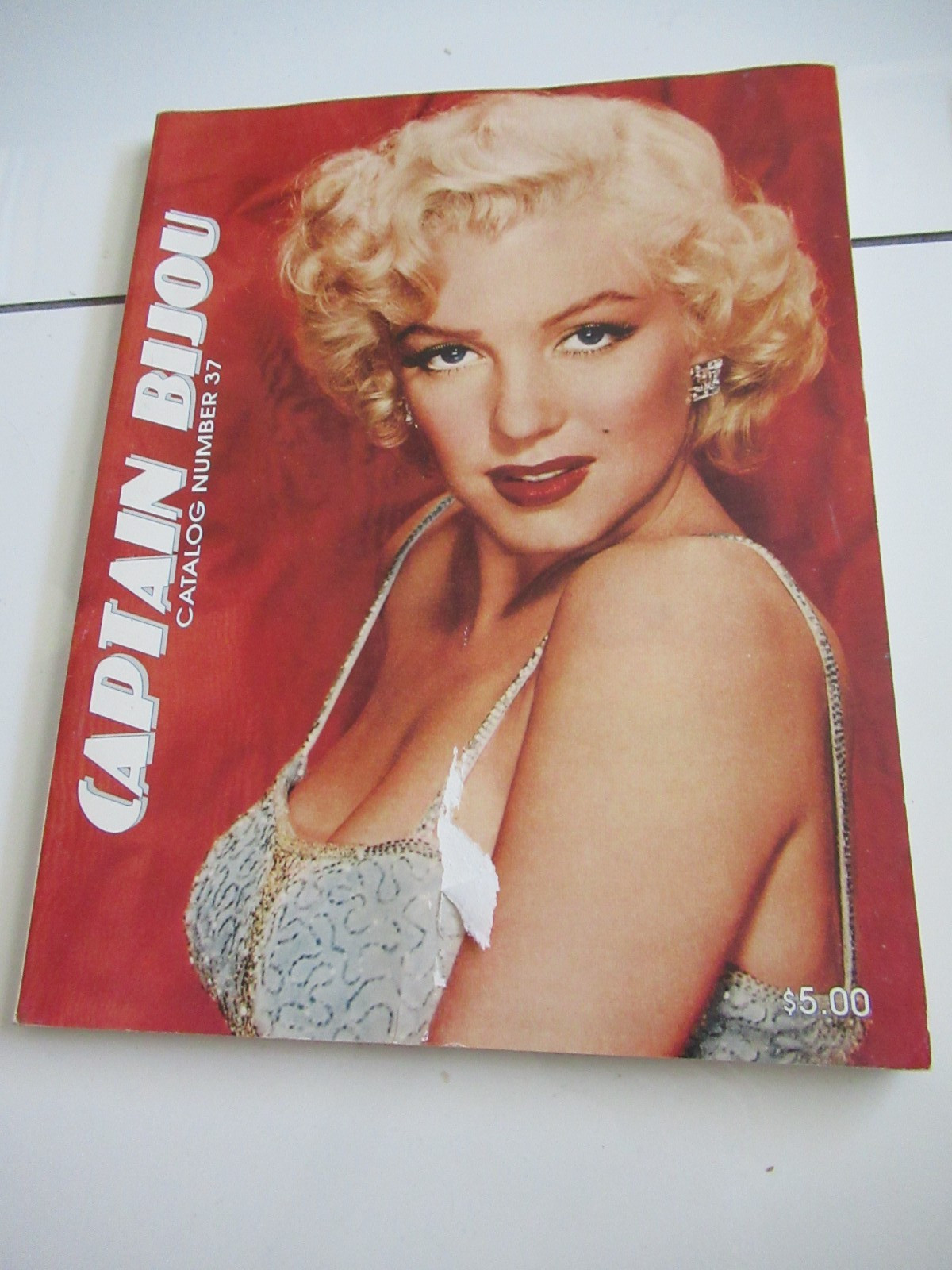 CAPTAIN BIJOU CATALOG NUMBER 37 - MARILYN MONROE COVER Best price ebay MINT!!