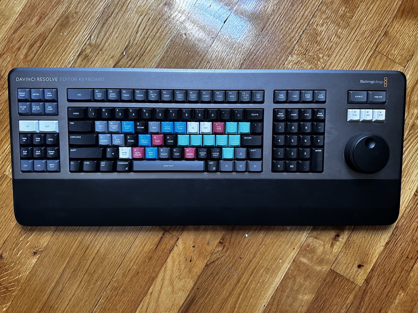 Blackmagic Design DaVinci Resolve Editor Keyboard - Barely Used