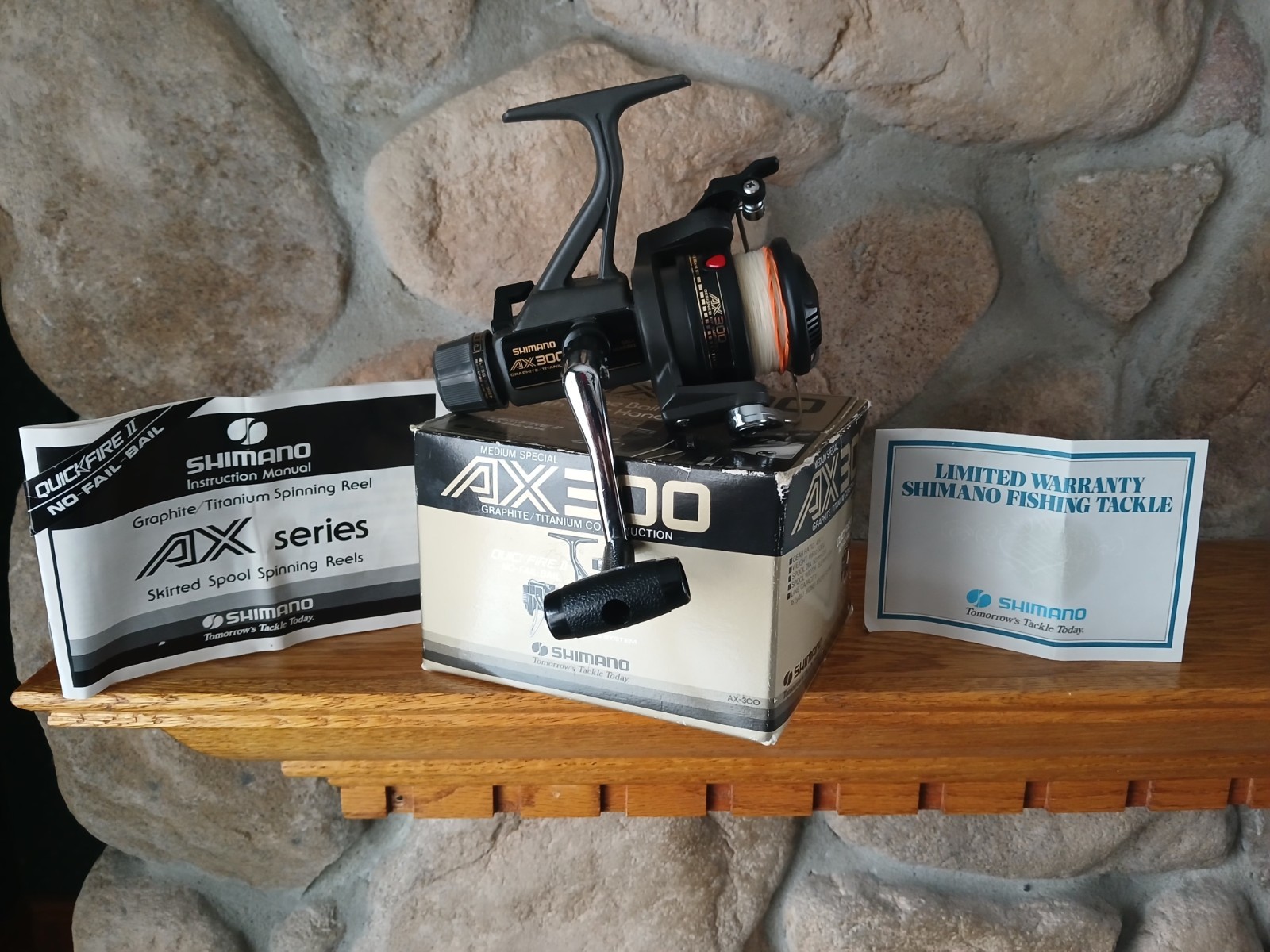 Shimano AX300 QUICK FIRE II Spinning Fishing Reel Excellent Condition Box-paper 