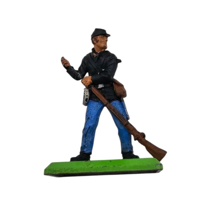 Vtg Britains Deetail Union Soldier toy soldier produced in the 1970s